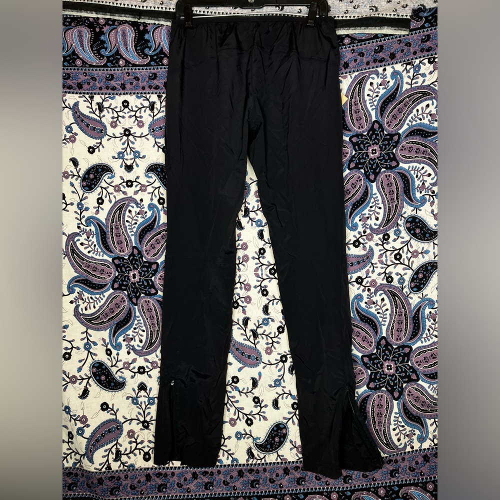 Paskho Purity travel pants NWT ( fits like a Medium)